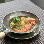 Thai-style steamed red shrimp and vermicelli