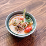 chicken coconut soup