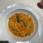 ナポリの食卓 パスタとピッツァ 足利店 - エビとアスパラのトマトソース