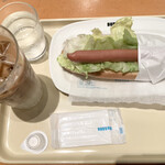 Dotoru Kohi Shoppu - レタスドッグとアイスカフェ・ラテ