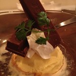 バルンバルン - オススメ！バニラアイスとブラックコーヒーのアフォガード風。ストーリーのあるドルチェです♪