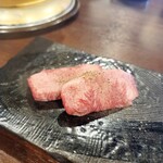 炭火焼肉じゃいあん - 