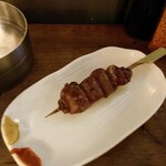 関内もつ肉店 - レバー