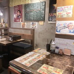 Hamayaki Kaisen Izakaya Uo Tora Suisan - 店内の様子