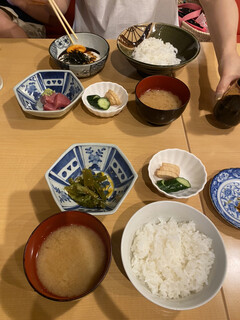 Fukukou Tei - 這是妻子的山藥定食，搭配鮪魚