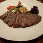 BAR RUDDY - 牛肉ソテー　の　黒胡椒風味