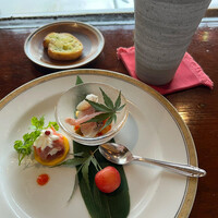 横浜瀬里奈 ステーキドーム - 