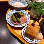 炭火割烹 白坂 - 鴨肉のロースト　穴子の棒寿司
