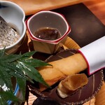 炭火割烹 白坂 - トウモロコシ春巻き　からすみの天ぷら