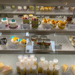 パティスリー サンクトロワ - たくさんの品々❣️