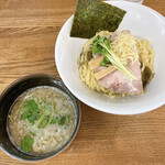 きくや - 金曜 限定④（短冊ポップを辿る）どる～ん昆布がけ 背脂