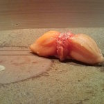 すし匠 - 赤貝の握り