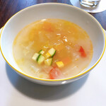 WaldHaus 森の家 - 野菜を食べるスープ