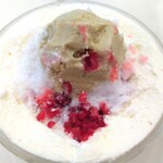 カフェ ベルアメール - ■かき氷 ショコラピスタチオ&フランボワーズ