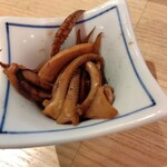 立呑み晩杯屋  - サービスのげそ煮