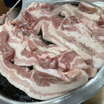 韓国トン一 - サムギョプサル