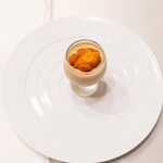 Chez Chouchou - オマール海老のブランマンジェ 50℃テクスチャーのウニと共に。海老の香りが、非常に濃厚！