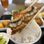 わ楽 - ウナギの蒲焼きフライ　オンザライス  