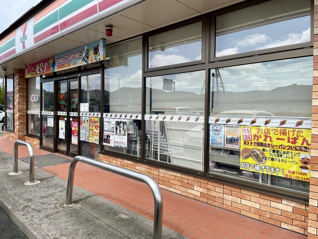 セブンイレブン 白石馬場前店 - 越河（コンビニ・スーパー）の写真