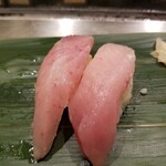 寿司 魚がし日本一 - ビンチョウマグロ。
