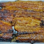 うなぎ 丸富 - うなぎ弁当(大盛) 3100円、タレ 1ヶ 30円