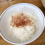 きくや - サーモンとイクラの和え麵＜ご飯割付＞