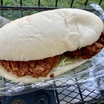 エグチぱん - 料理写真:「ヒレカツサンド」380円也。税込。