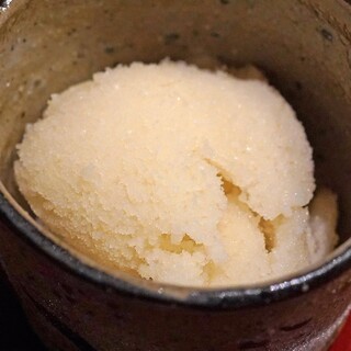 Tamawarai - 生姜味の甘酒のジェラート