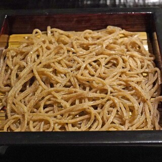 Tamawarai - 粗挽きの蕎麦