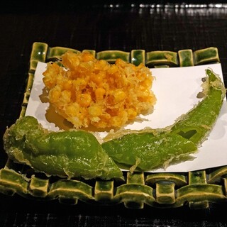 Tamawarai - 天ぷら　　甘長唐辛子と玉蜀黍