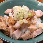 銀座 八五 - 肉飯500円