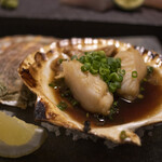 Grilled Hokkaido scallops with butter and soy sauce