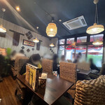 チンタ ジャワ カフェ - 店内