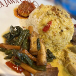 チンタ ジャワ カフェ - ナシ チャンプルー パダン(Nasi campur Padang）