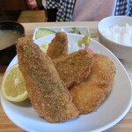 Toujirou - コロッケ＆アジフライ定食