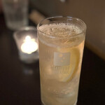 ダイニングバー トップ - ◯ I.W.ハーパー ハイボール¥570(私)