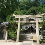一茶 - お隣の厳島神社