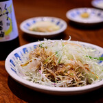 かつ吉 - 【冷やしかつ丼(銘柄豚ロース│120g)@税込2,100円】ゆず醤油ドレッシングを掛けて。