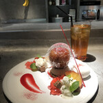 PATISSERIE ASAKO IWAYANAGI - デセールビジュー  ボンボニエールスモモ 5,500円（税込）