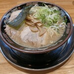 関西 風来軒 - とんこつラーメン850円