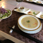 Kindai Penshon - 前菜・スープ・サラダ