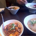 四宮軒 - 2013.3.11　大阪のラーメン好きのグルメな友人を唸らせた四宮軒のラーメン♪