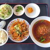 Mandoukou - 油淋鶏と台湾ラーメンセット750円税込