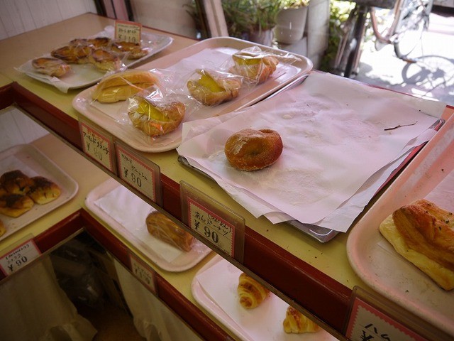 ベーカーショップ バンビ 深井 パン 食べログ ベーカーショップ バンビ 深井 パン 食べログ