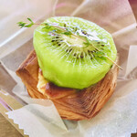 エテコ ブレッド - キウイのデニッシュ