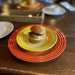 菜の詩 - はじまりはミニバーガー。安定の。