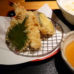 讃岐うどん かいと - 天ぷら盛り合わせ