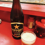 ぎょうざの美鈴 - 瓶ビール(サッポロ黒ラベル)