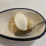 anchoa - 小夏とヨーグルトアイスクリーム