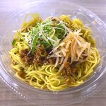 まいばすけっと - 料理写真:やみつきの辛さ!自家製肉味噌の冷し担々麺￥398　2022.7.15